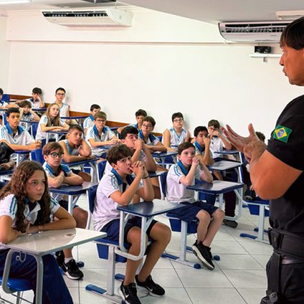 Darwin Colatina promove palestra sobre proteção no ambiente digital com investigador da Polícia Civil
